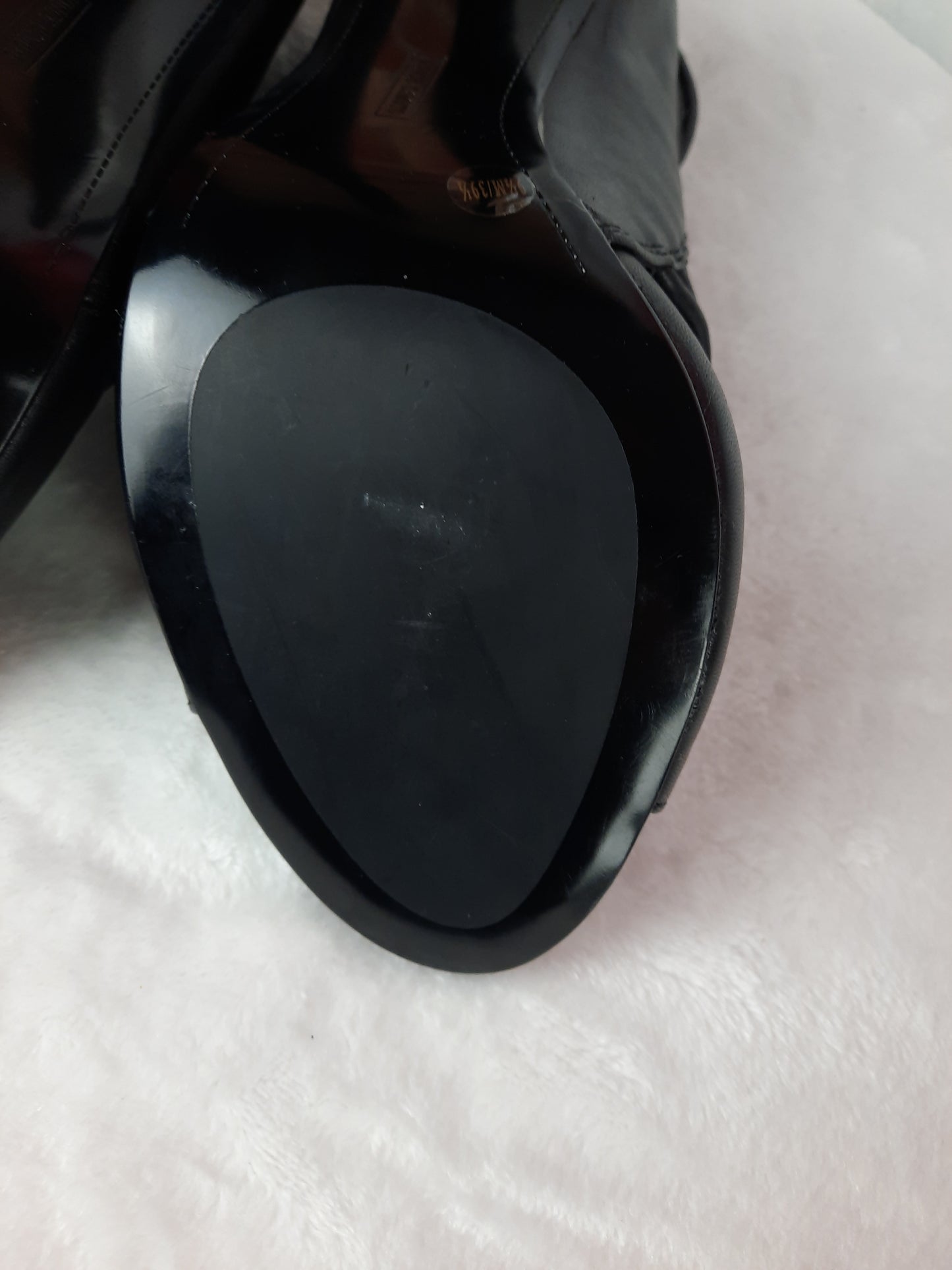 Vince Camuto Women's Black Leather Strappy Caged Heels Shoes Size 9 1/2