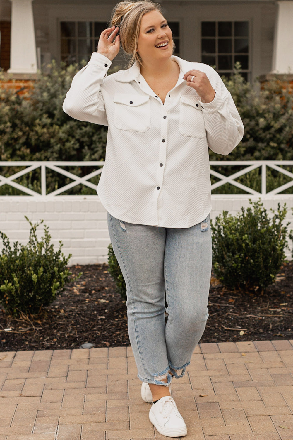 White Plus Size Textured Flap Pockets Jacket