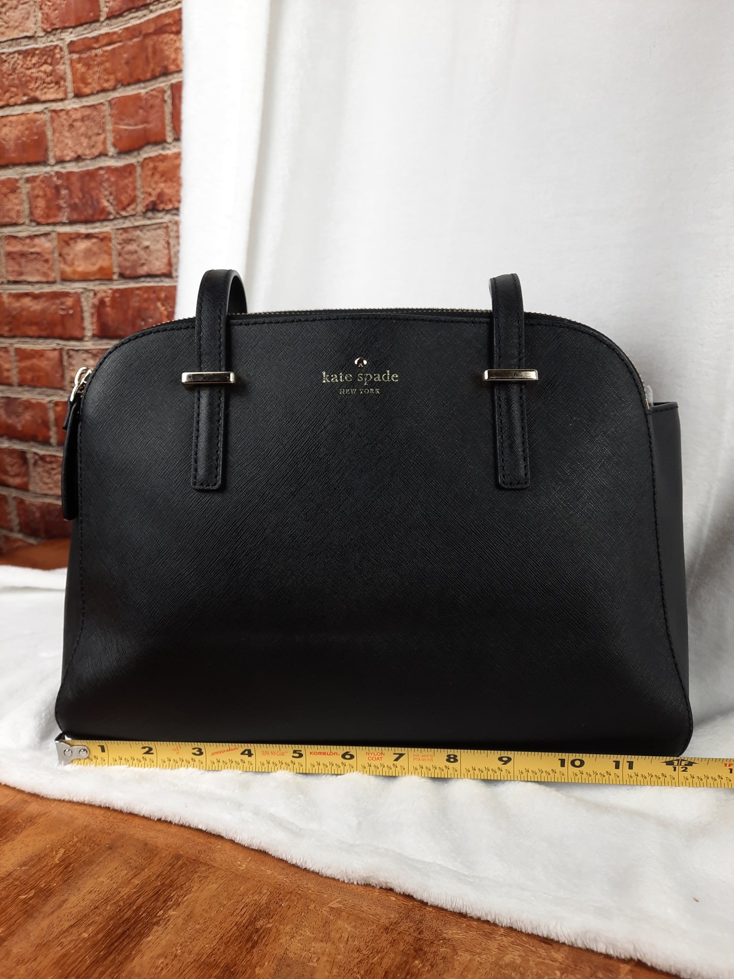 Kate Spade Cedar Street Saffiano Leather Medium Shoulder Bag Women's Bag - Black