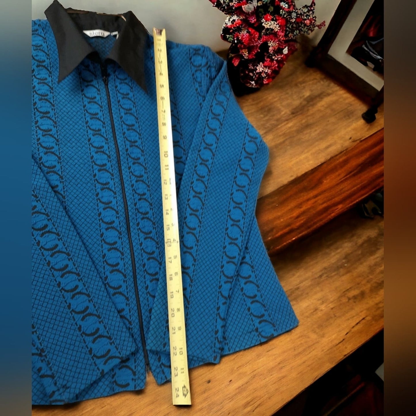 Stera Blue Snakeskin Zip Front Blazer Jacket