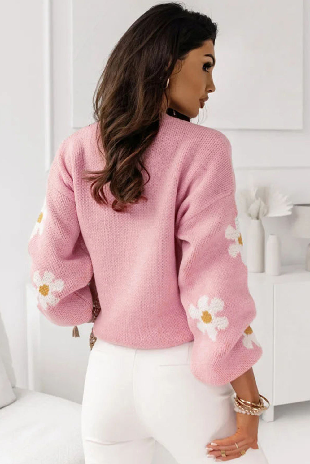 Long Sleeve Pink knit sweater with Daisies