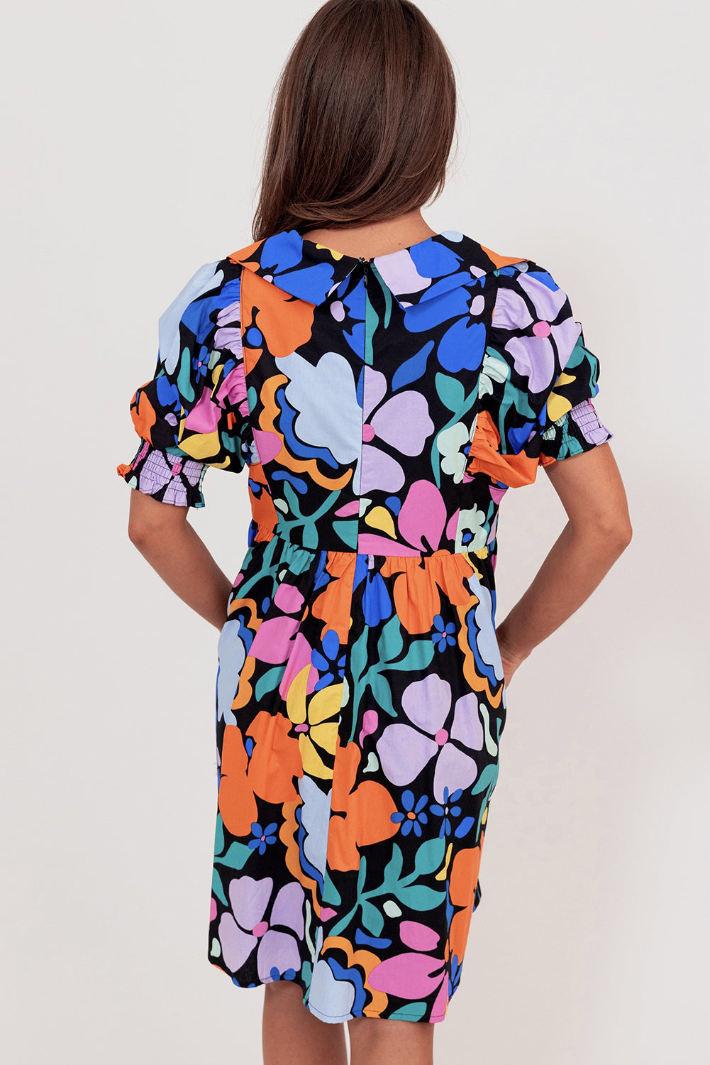 Short Sleeve V-neck Floral Print Mini Dress