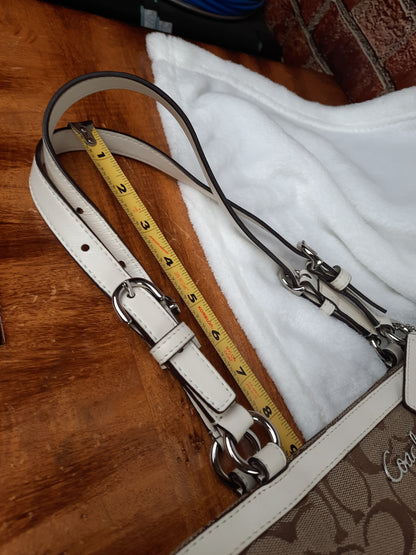 Coach Signature Shoulder Bag