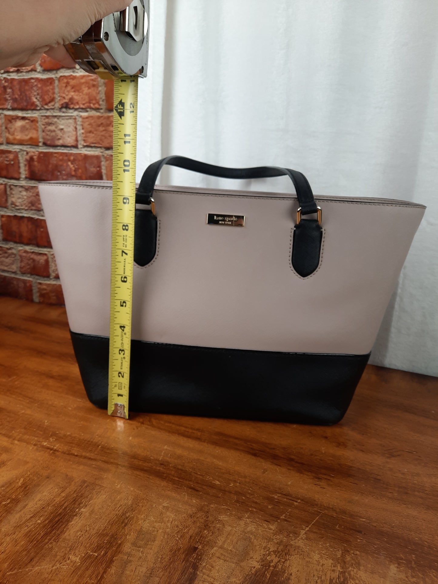 Kate Spade Genuine Saffiano Leather Tote bag