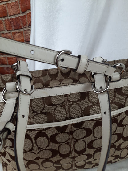 Coach Signature Shoulder Bag