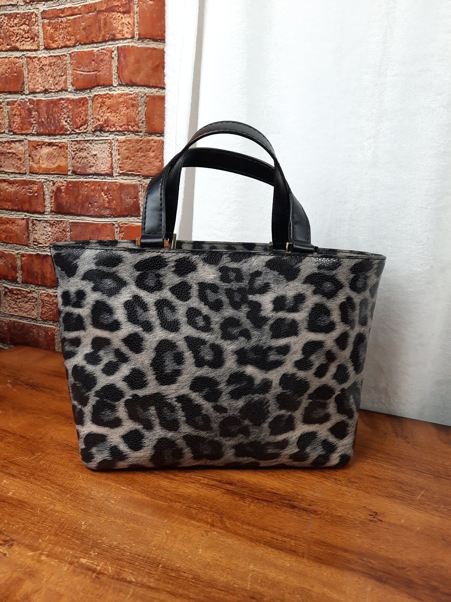 Kate Spade Grant Street Grainy Leopard Print Crossbody Bag
