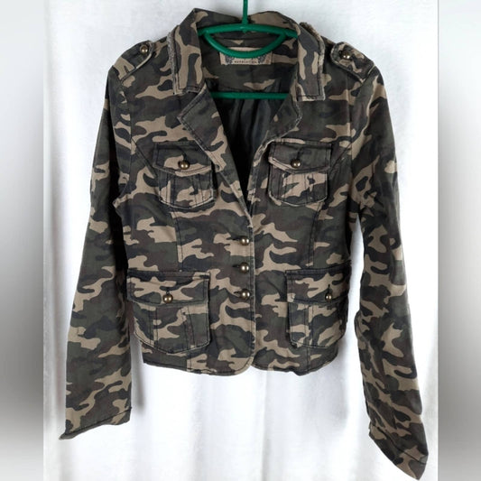 Freestyle Revolution Military Style Camouflage Jacket