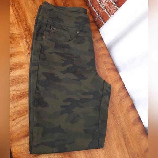 Camouflage Leggings/ Jeggings  NWOT